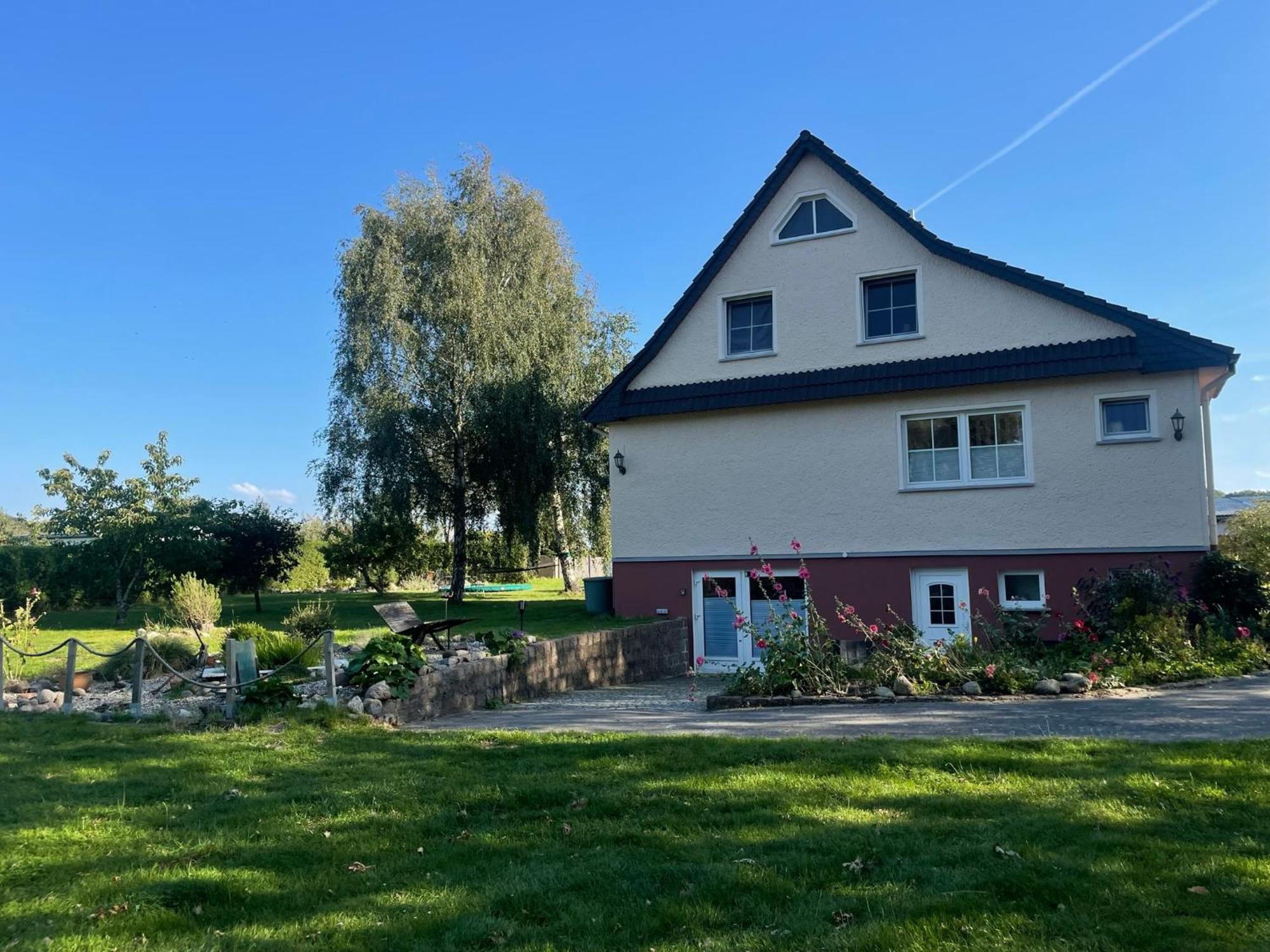 Ruegenferienhaus - Schaprode Hafen Exterior photo